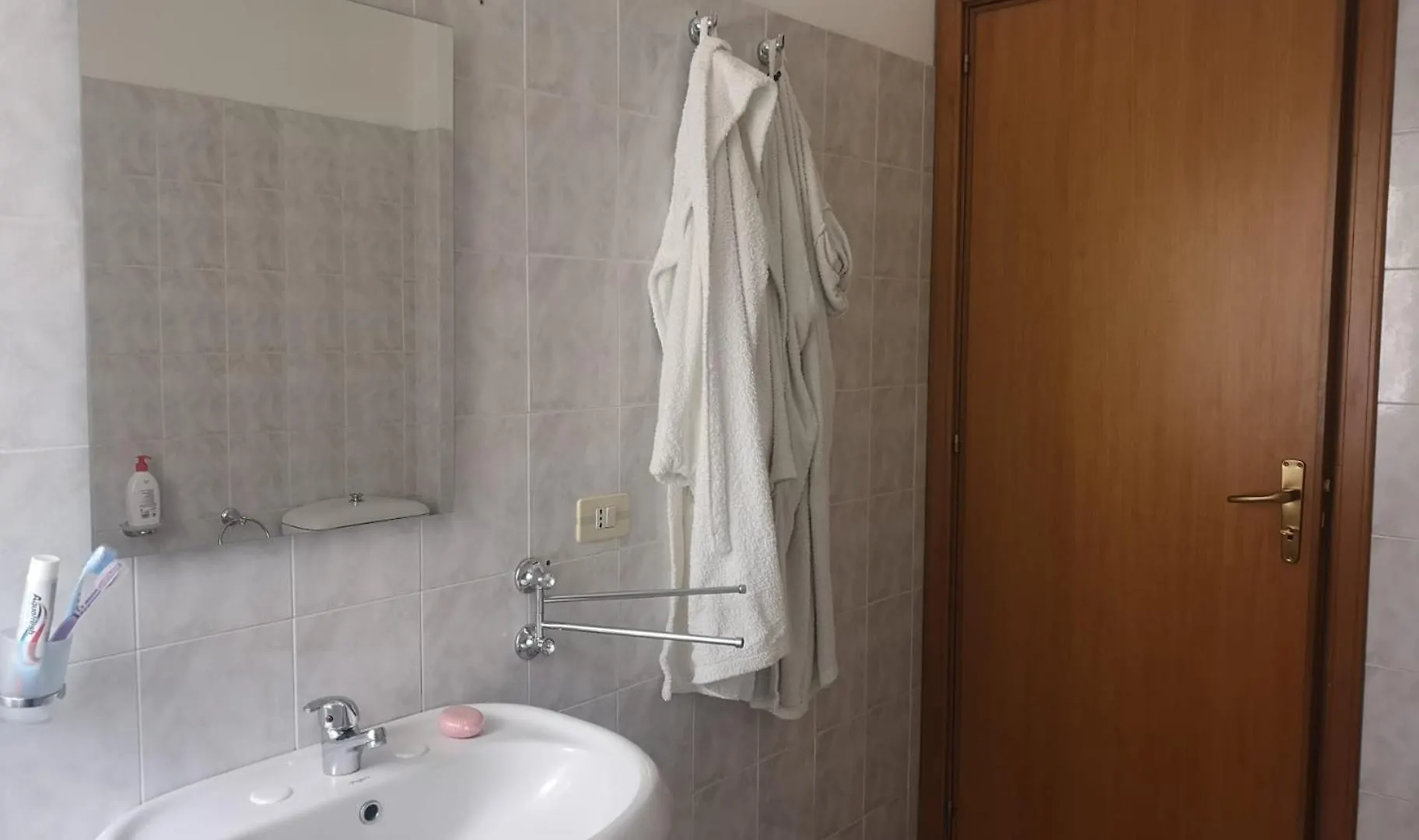 Etna Holiday Apartment - Casa Vacanze Fiumefreddo di Sicilia